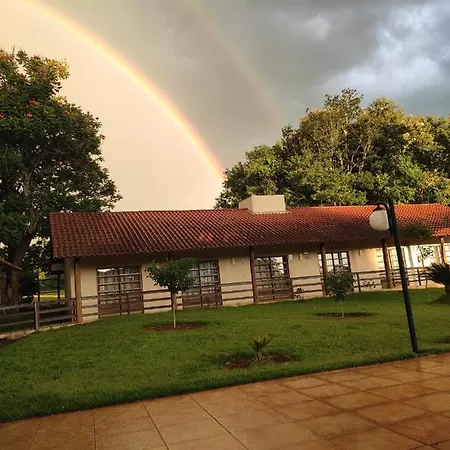 Park Golf Hostel Ipelandia Foz do Iguacu Exterior photo